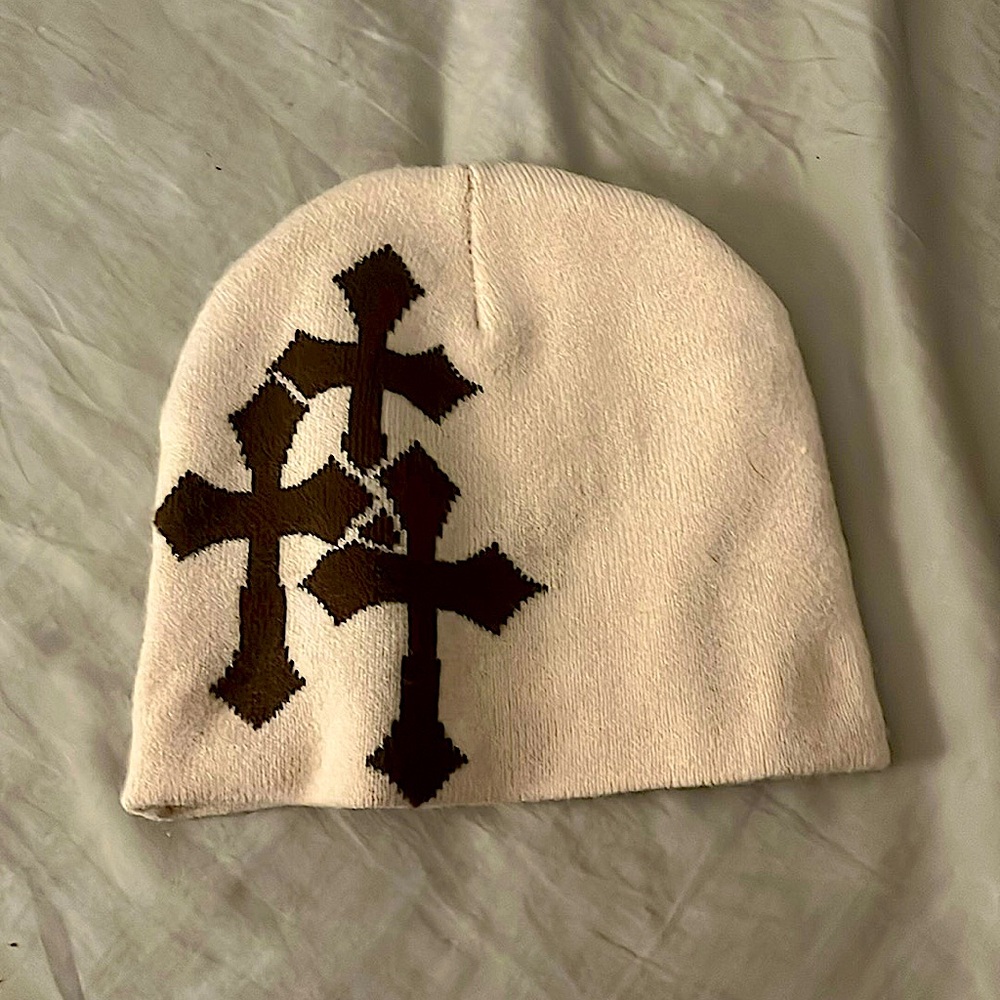 Brown beanie with three crosess